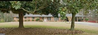 4671 Dogwood Dr, Acworth, GA 30101