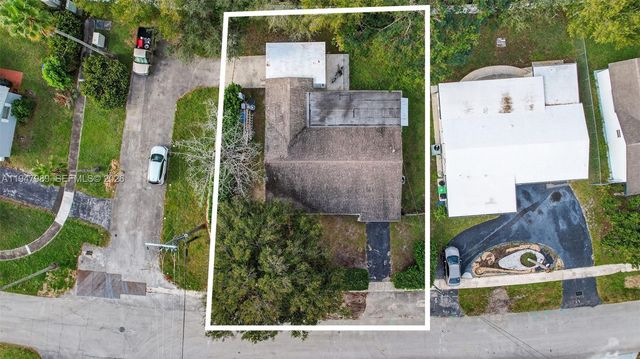 2299 NW 73rd Ave, Sunrise, FL 33313