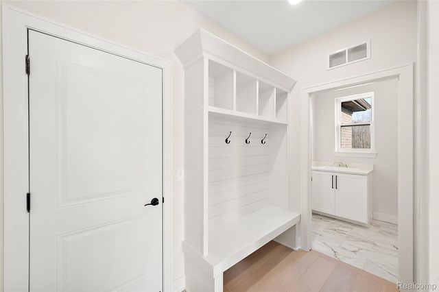 18894 Via Firenze Drive, Macomb Township, MI 48044