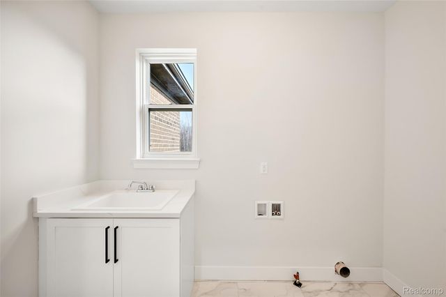 18894 Via Firenze Drive, Macomb Township, MI 48044