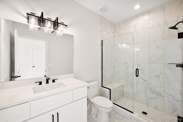 18894 Via Firenze Drive, Macomb Township, MI 48044