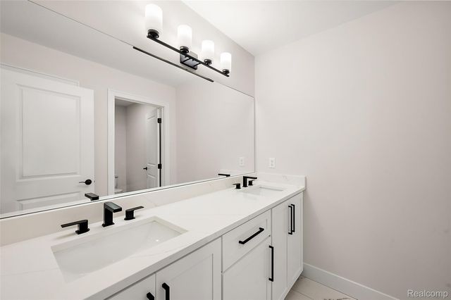 18894 Via Firenze Drive, Macomb Township, MI 48044