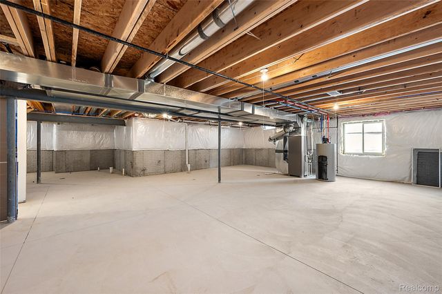 18894 Via Firenze Drive, Macomb Township, MI 48044