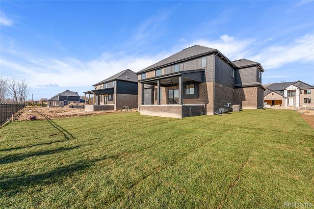 18894 Via Firenze Drive, Macomb Township, MI 48044