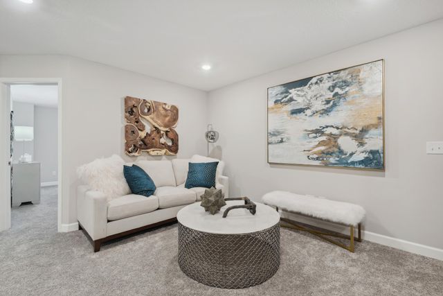 21718 Desert Rose Way, Farmington, MN 55024