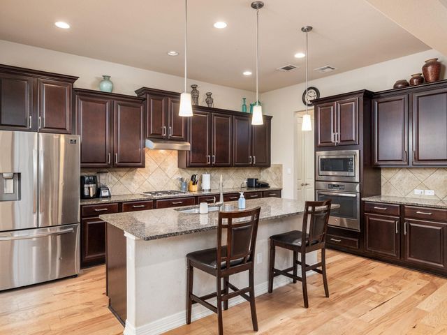 2113 Manada TRL, Cedar Park, TX 78641