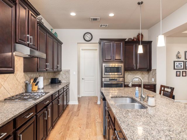 2113 Manada TRL, Cedar Park, TX 78641
