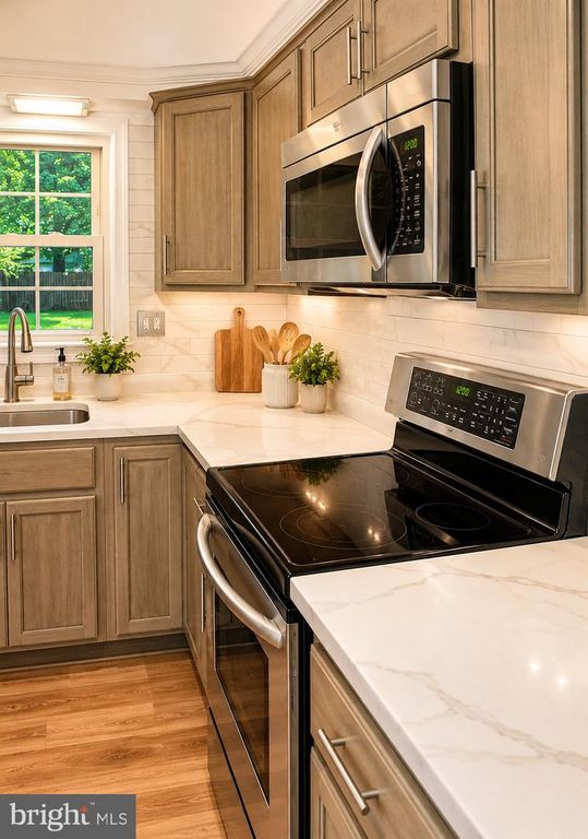 Image 12 of property listing at 1389 REDWOOD CIR, La Plata, MD 20646