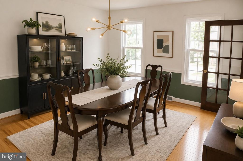 Image 8 of property listing at 1389 REDWOOD CIR, La Plata, MD 20646