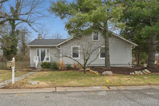 1612 Dougherty Ferry Road, Kirkwood, MO 63122