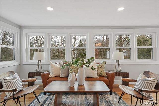 1612 Dougherty Ferry Road, Kirkwood, MO 63122