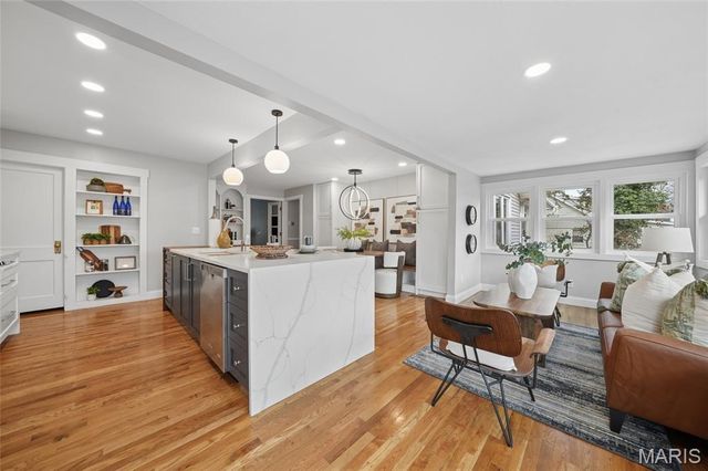 1612 Dougherty Ferry Road, Kirkwood, MO 63122