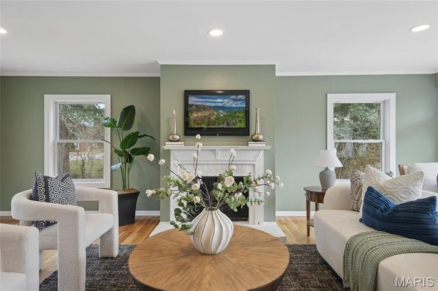 1612 Dougherty Ferry Road, Kirkwood, MO 63122