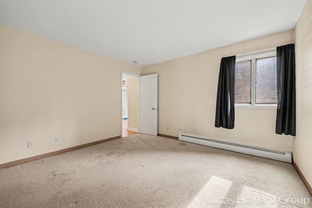 815 S Despelder Street 5, Grand Haven, MI 49417