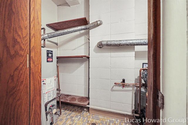 815 S Despelder Street 5, Grand Haven, MI 49417