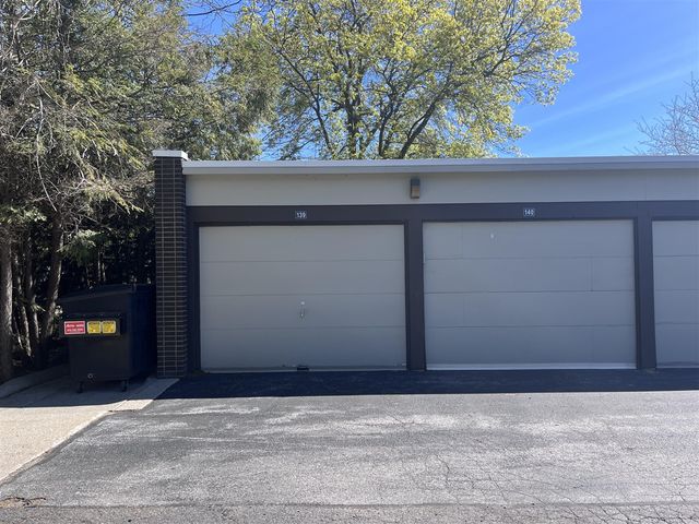 815 S Despelder Street 5, Grand Haven, MI 49417