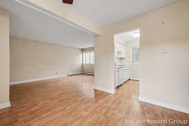 815 S Despelder Street 5, Grand Haven, MI 49417