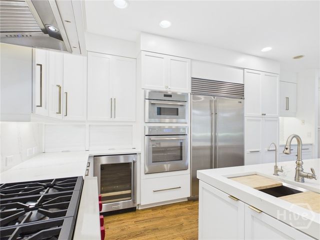 3 Pineside Lane, Savannah, GA 31411