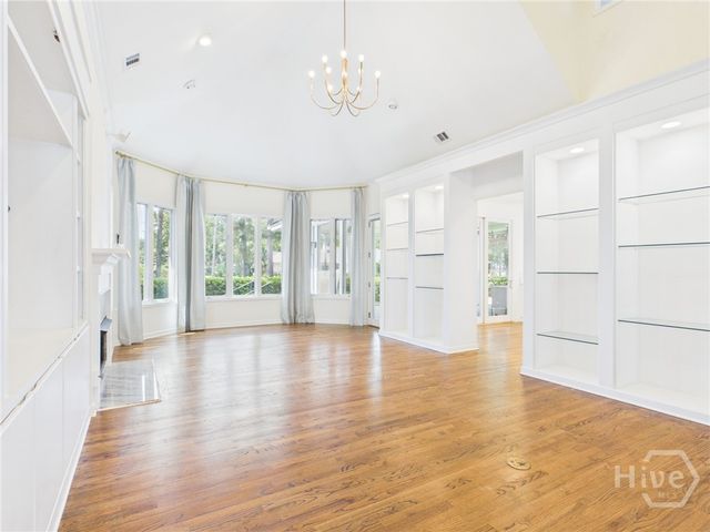 3 Pineside Lane, Savannah, GA 31411