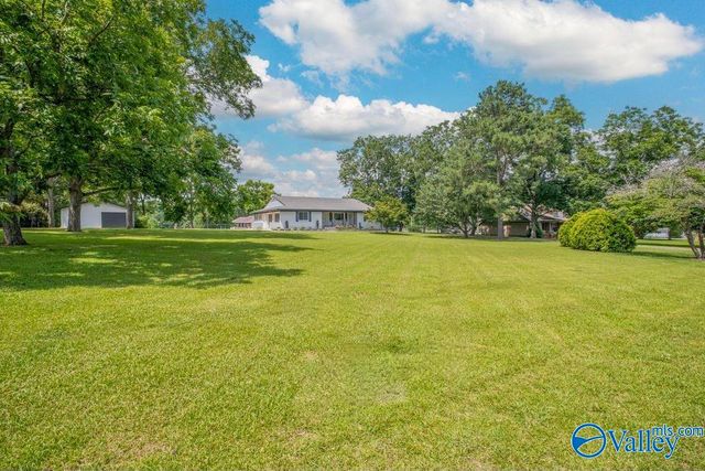 3270 Hall Drive, Southside, AL 35907