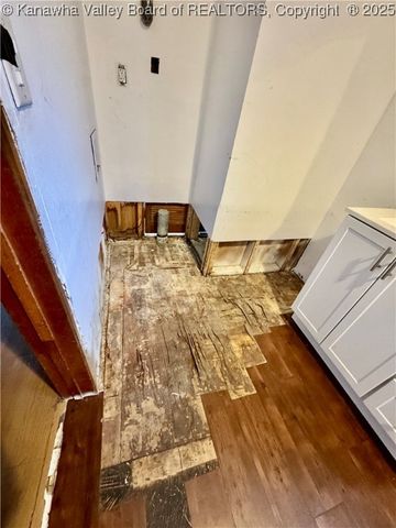 1355 Glenwood Road, Milton, WV 25441