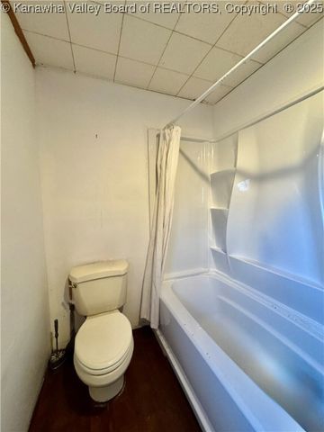 1355 Glenwood Road, Milton, WV 25441