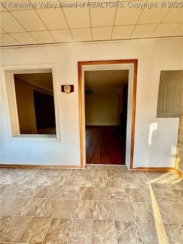 1355 Glenwood Road, Milton, WV 25441