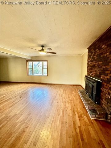 1355 Glenwood Road, Milton, WV 25441