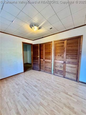 1355 Glenwood Road, Milton, WV 25441