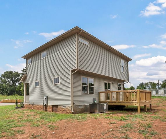 1150 Boulder Pass Road, Clarksville, TN 37042