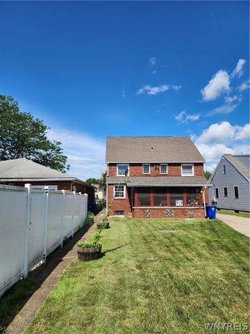 42 Onondaga Avenue, West Seneca, NY 14220
