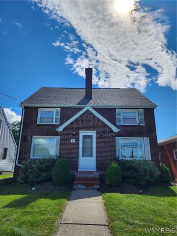 42 Onondaga Avenue, West Seneca, NY 14220