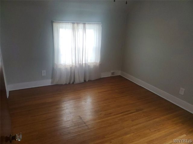 42 Onondaga Avenue, West Seneca, NY 14220