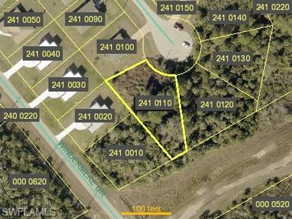 623 Lionel CT, LEHIGH ACRES, FL 33972 — exterior