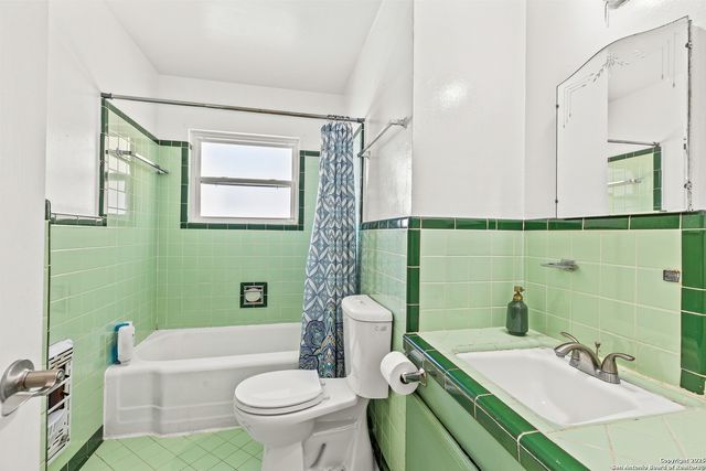 4527 Newcome, San Antonio, TX 78229