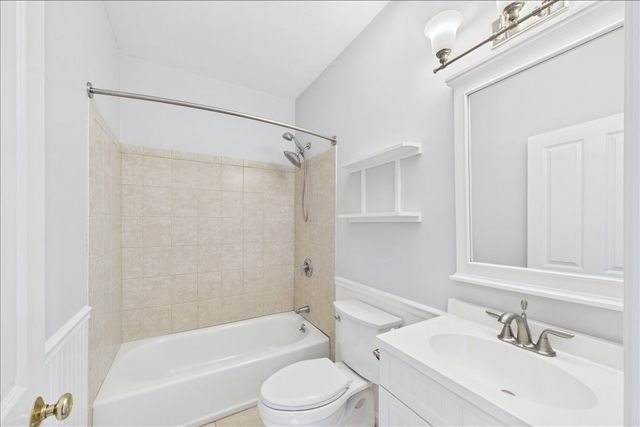 35A. South St. A, Medfield, MA 02052