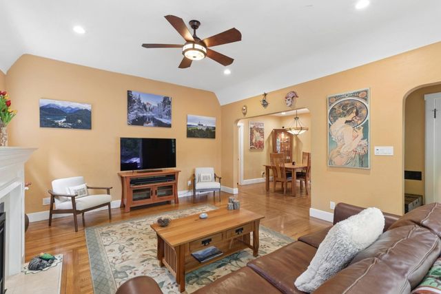 440 Santa Ynez Way, Sacramento, CA 94816