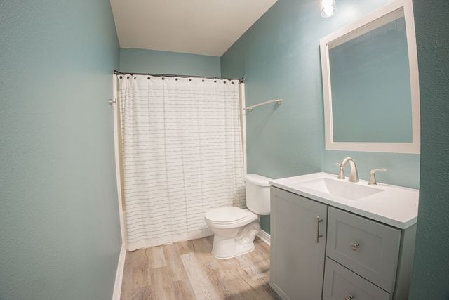 1001 Krenek Tap Road 2502, College Station, TX 77840