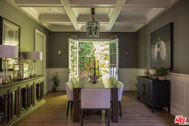 10334 Lorenzo Drive, Los Angeles, CA 90064