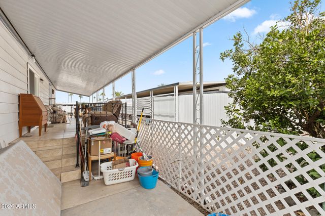 305 S VAL VISTA Drive 243, Mesa, AZ 85204