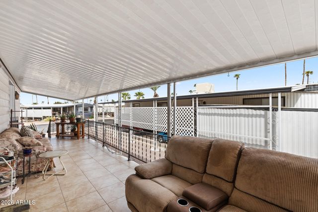 305 S VAL VISTA Drive 243, Mesa, AZ 85204