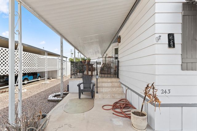 305 S VAL VISTA Drive 243, Mesa, AZ 85204