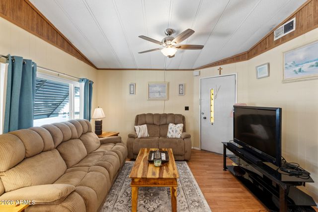 305 S VAL VISTA Drive 243, Mesa, AZ 85204