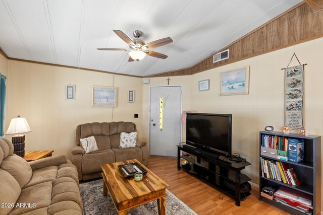 305 S VAL VISTA Drive 243, Mesa, AZ 85204