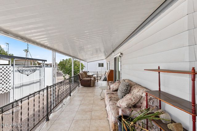 305 S VAL VISTA Drive 243, Mesa, AZ 85204