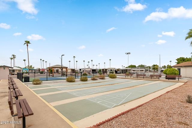 305 S VAL VISTA Drive 243, Mesa, AZ 85204