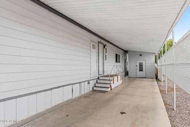 305 S VAL VISTA Drive 243, Mesa, AZ 85204