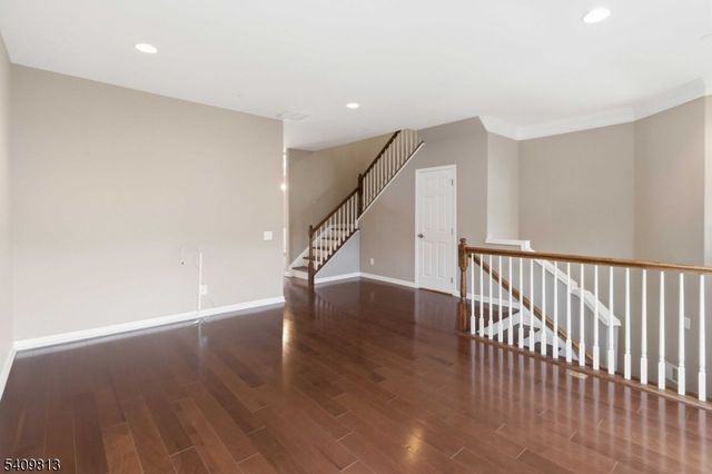 7 Maple Ave 6, Morristown Town, NJ 07960