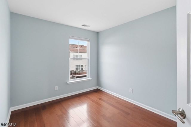 7 Maple Ave 6, Morristown Town, NJ 07960