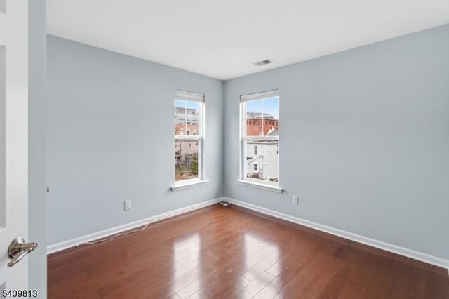 7 Maple Ave 6, Morristown Town, NJ 07960
